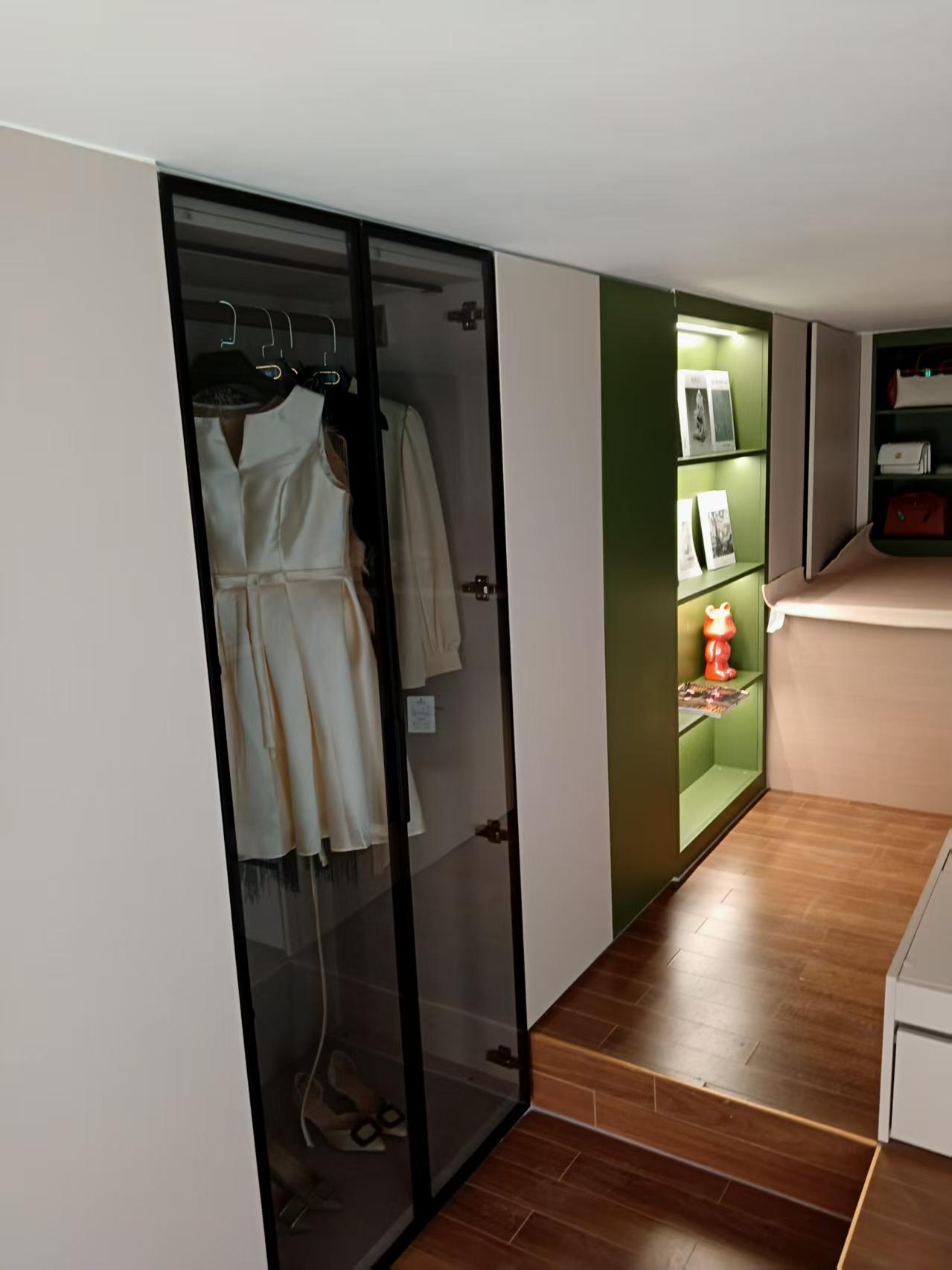 颜色，灯光刚刚好