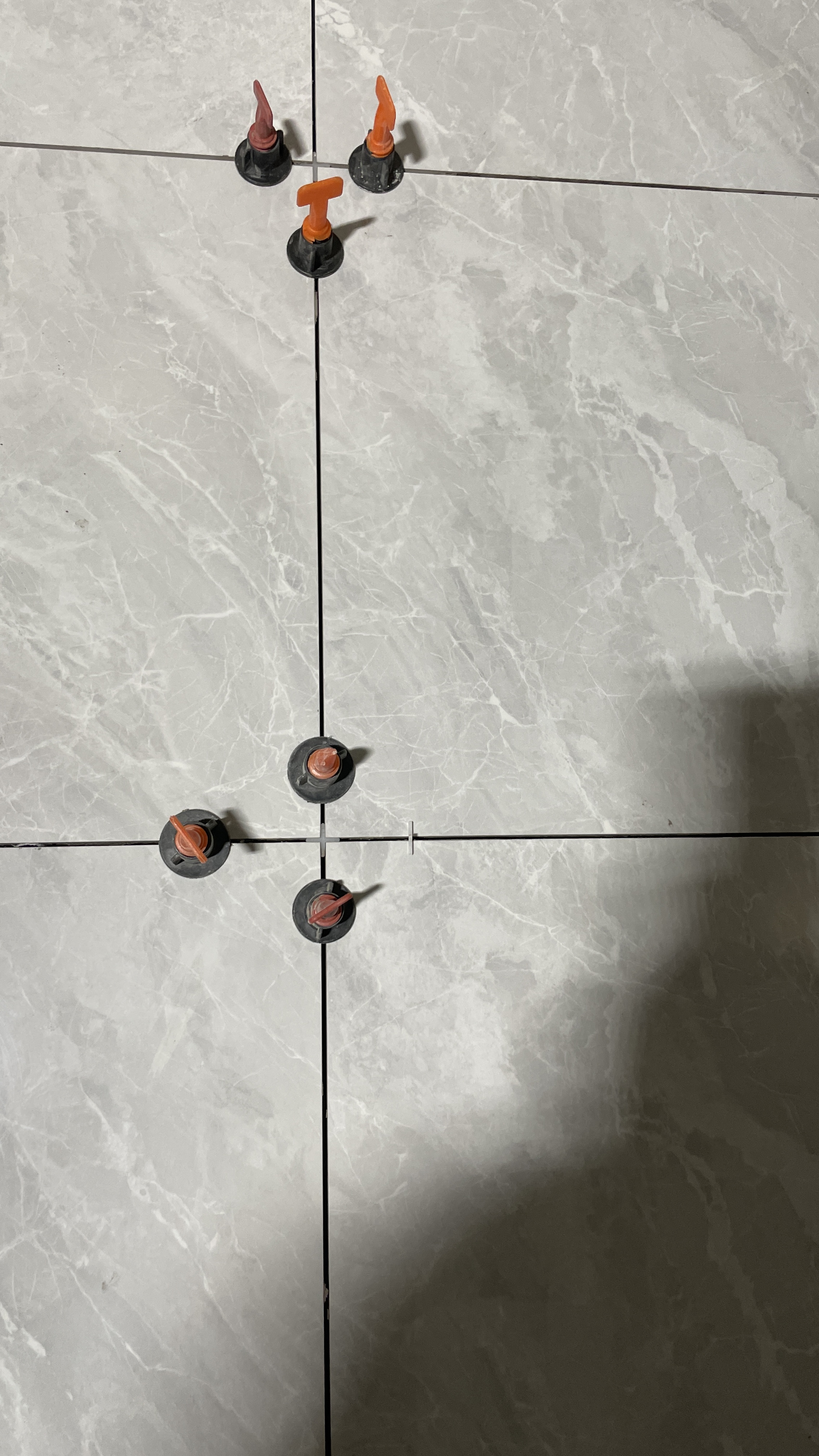 专业贴砖。瓦工