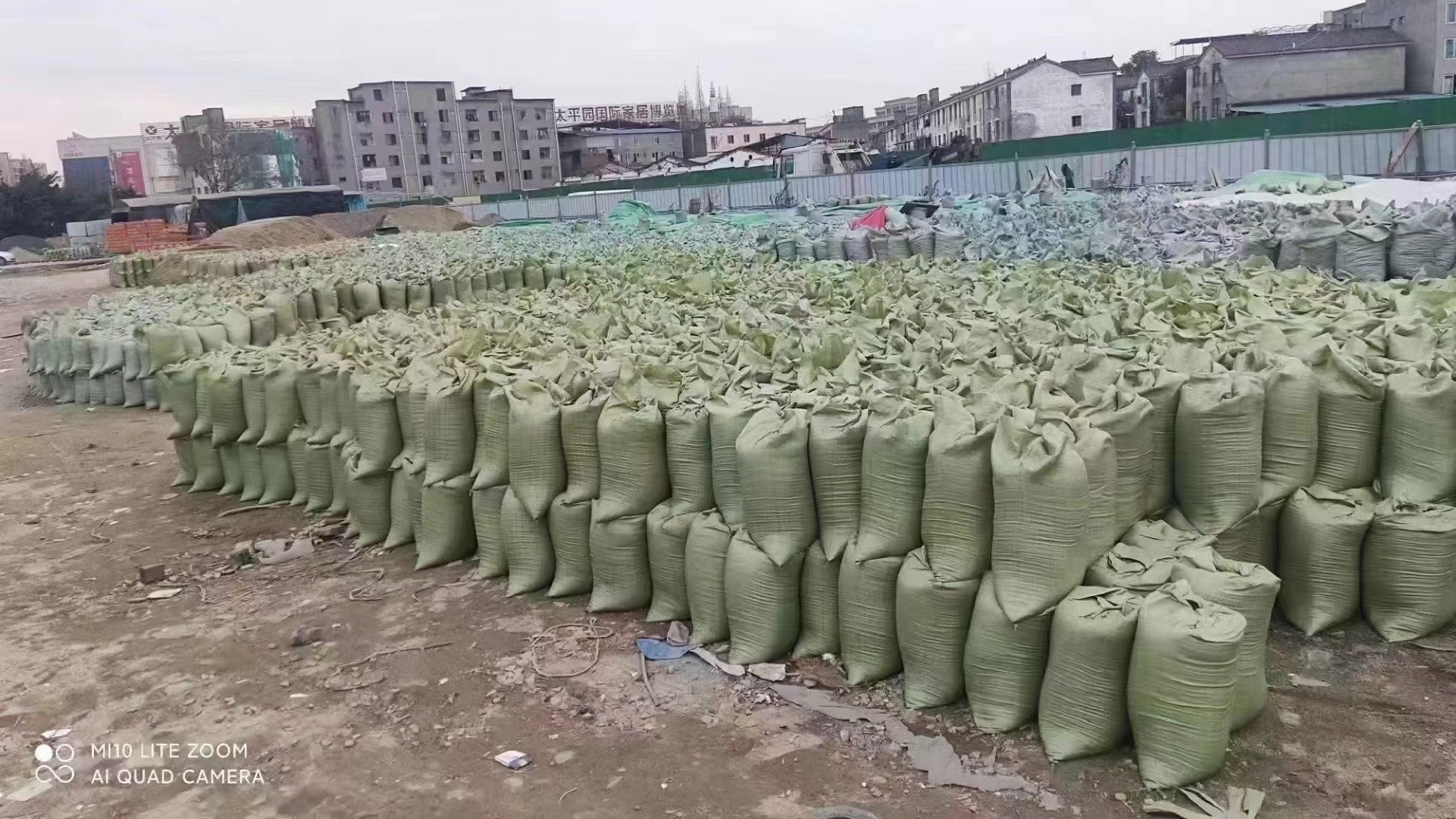 河沙水泥。加气块红砖，全成都配送，随时了安排，15228846192