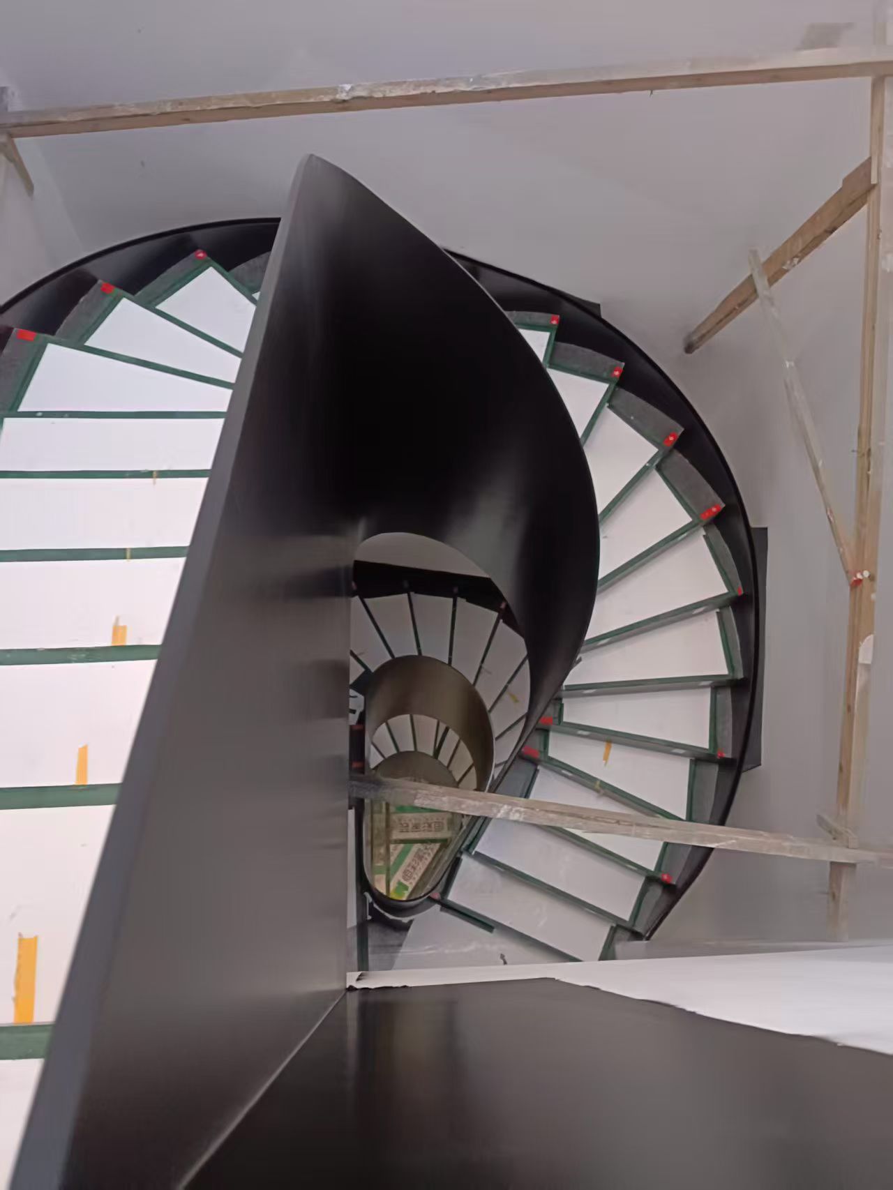 旋转楼梯厂家