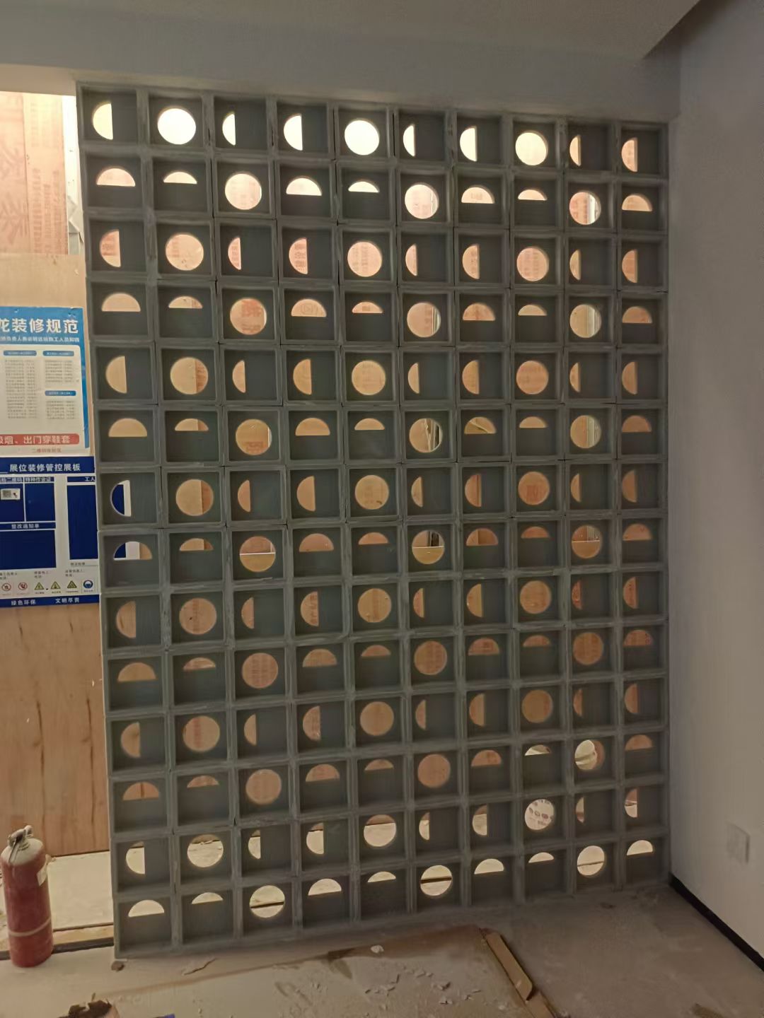 砌砖抹灰，，贴砖就找我，职业选手，公力十多年，我是自己干，不是川川，15228846192