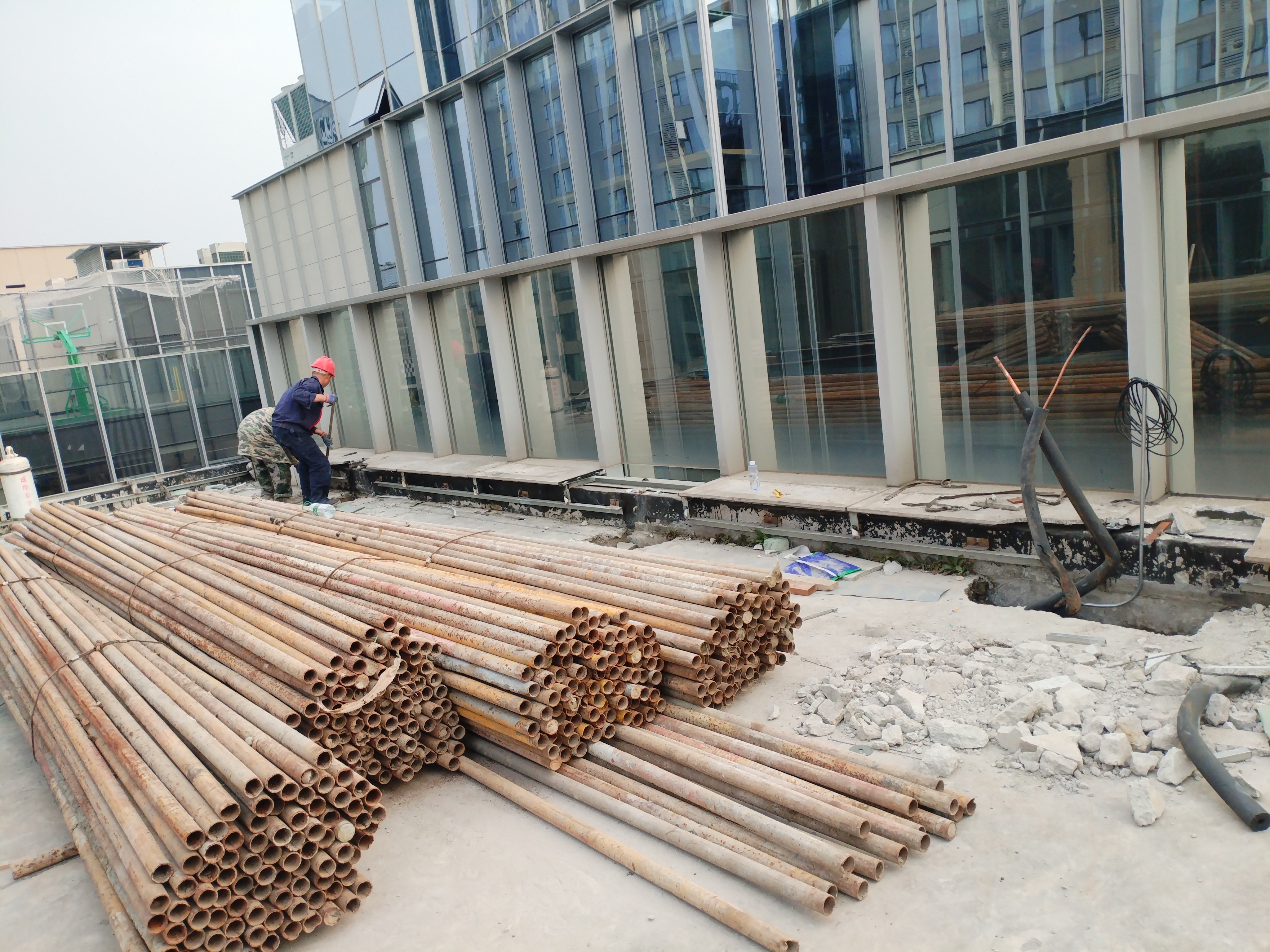 别墅：现浇;钢构搭建，质量可靠，价格心动