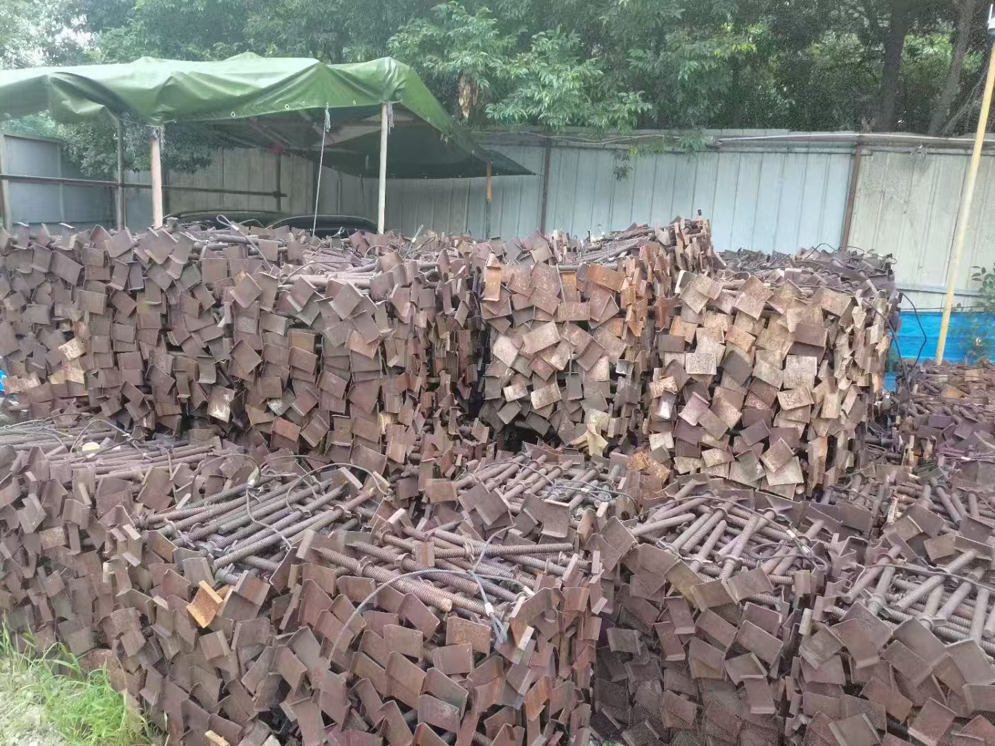 钢管租运，高价回收，低价出售，欢迎来电