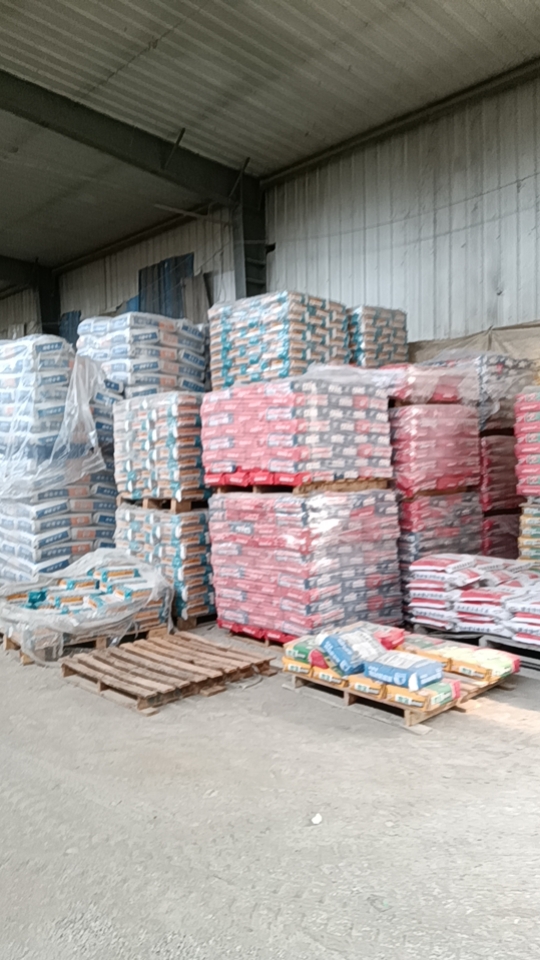 水泥河沙红砖加气砖1一3石淘粒