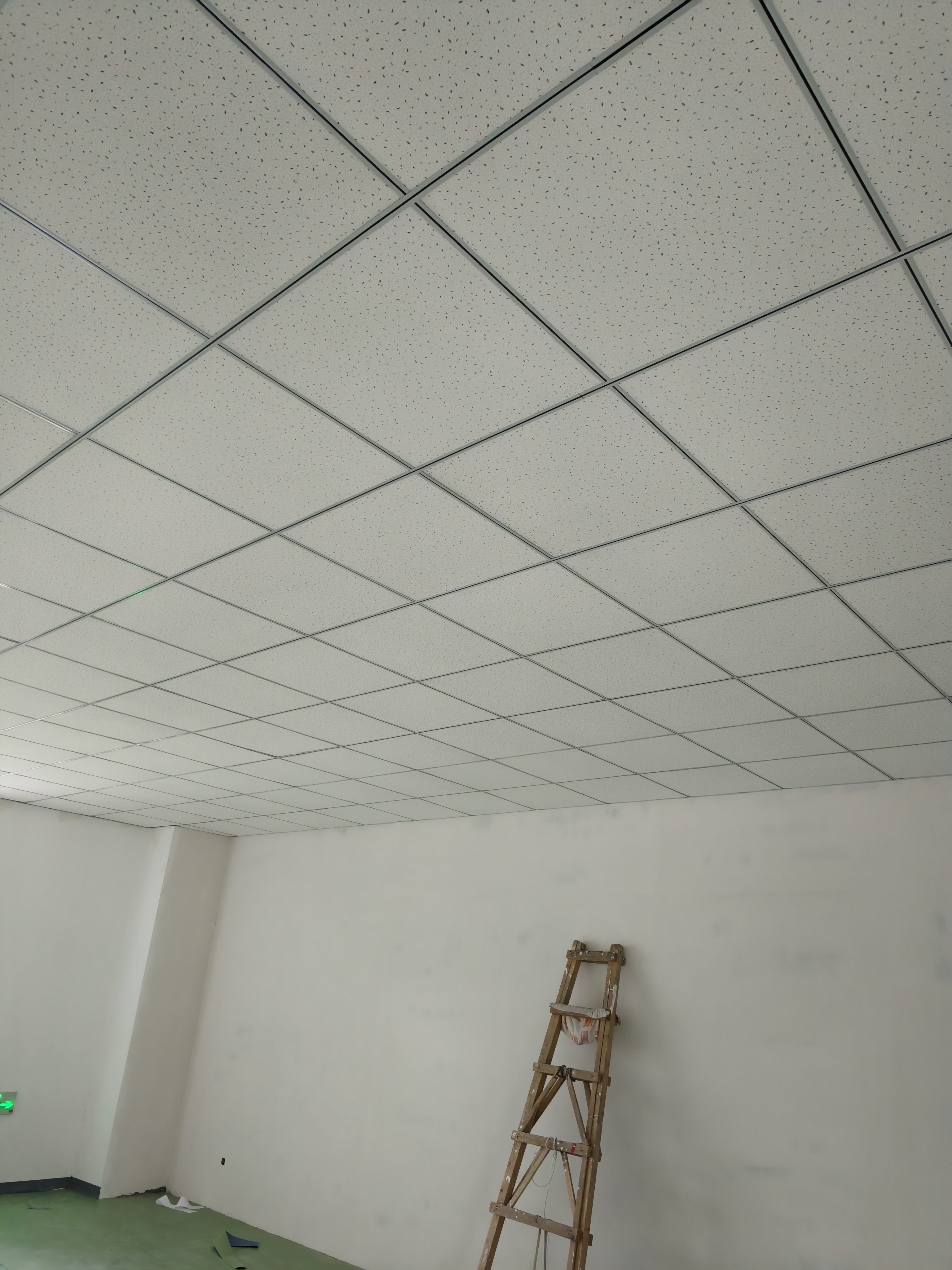 矿棉板吊顶，矿棉吸音板吊顶，防潮矿棉吸音板吊顶，