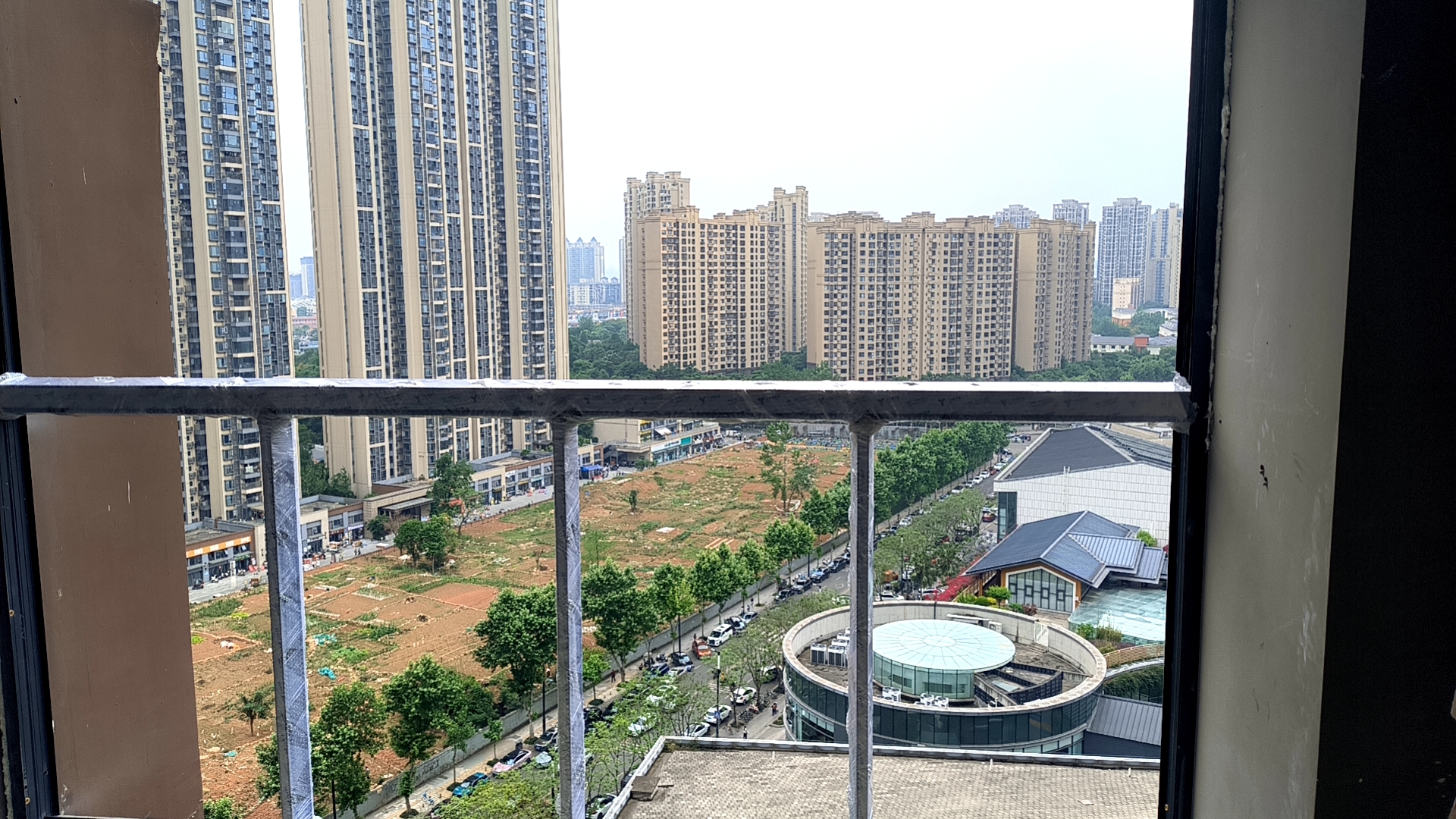 门窗，不锈钢防护栏，钢结构，防盗纱窗